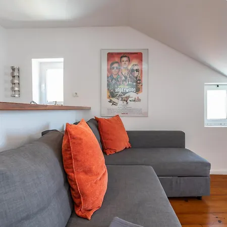 Apartment Lovely & Cozy With Amazing View & Location *