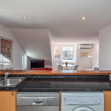 Apartment Lovely & Cozy With Amazing View & Location